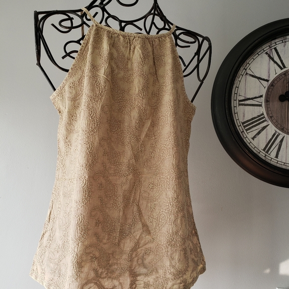 Embroidered Tank - Picture 3 of 8